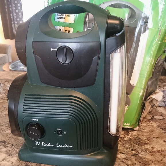 TV radio lantern rotatable lantern arms 5-in screen portable television.New - Picture 4 of 6